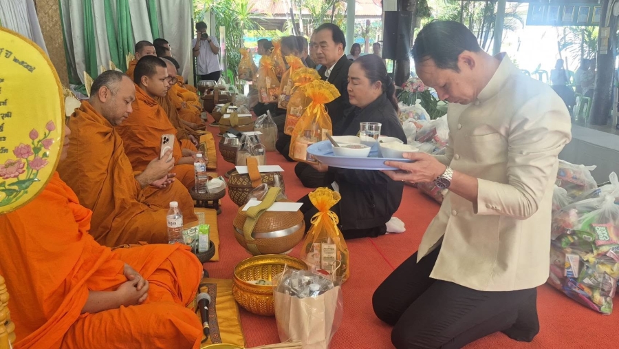 ร่วมงานรำลึกท่านกำพล วัชรพล ประจำปี 2568 และพิธีทำบุญตักบาตรพระสงฆ์ ณ หอประชุมกำพล วัชรพล โรงเรียนไทยรัฐวิทยา 87