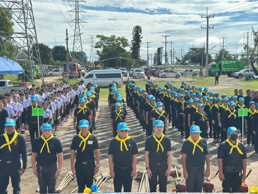 จัดกิจกรรมจิตอาสาพัฒนา เนื่องในวันคล้ายวันสวรรคต พระบาทสมเด็จพระจุลจอมเกล้าเจ้าอยู่หัว ณ เวทีลานกิจกรรมตลาดกลางเทศบาลตำบลนิคมสร้างตนเองลำโดมน้อย